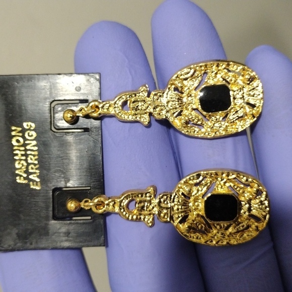 Women's Stylish Gold-tone Filigree Black Color Stone Drop Dangle Earrings, 1.75" - Picture 3 of 5